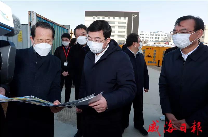 威海市委副書記、市長張海波到聯(lián)橋集團調(diào)研企業(yè)沖擊新目標(biāo)工作