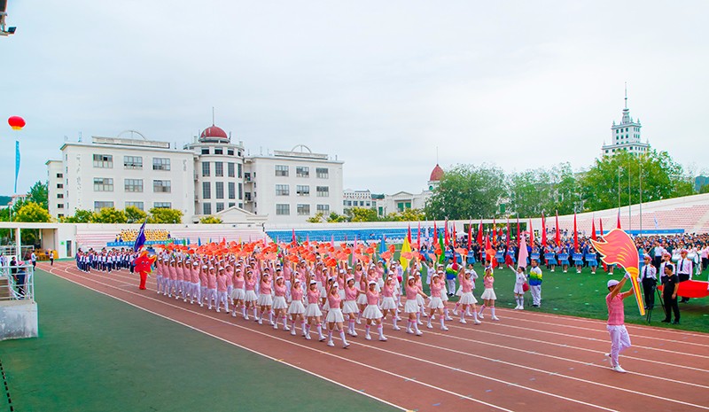 聯(lián)橋集團(tuán)在高區(qū)運(yùn)動會精彩綻放  勇奪團(tuán)體亞軍(圖8)