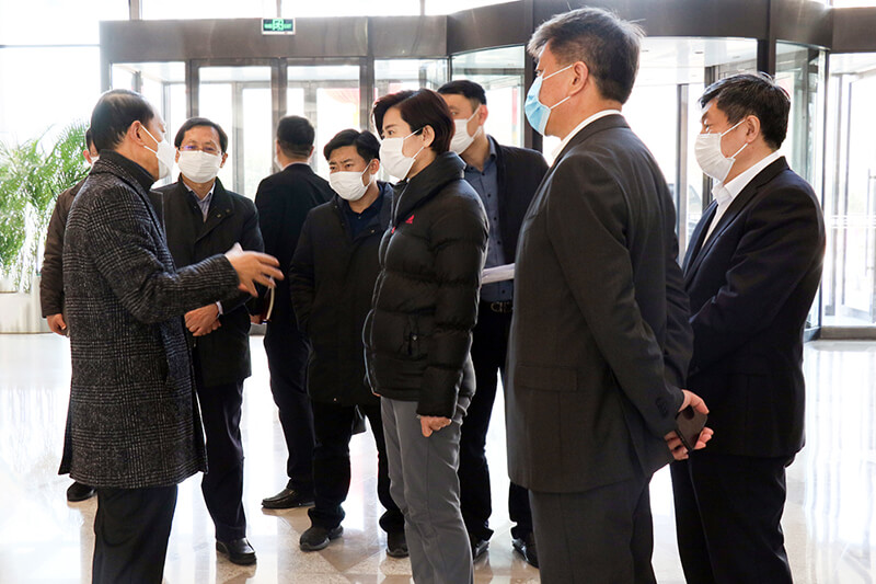 威海市副市長楊麗到聯(lián)橋集團調研