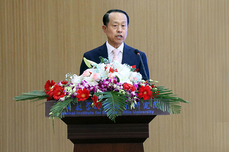 聯(lián)橋集團黨委書記、董事長慕镕鍵當選為吉林大學威海校友會首任會長(圖8)